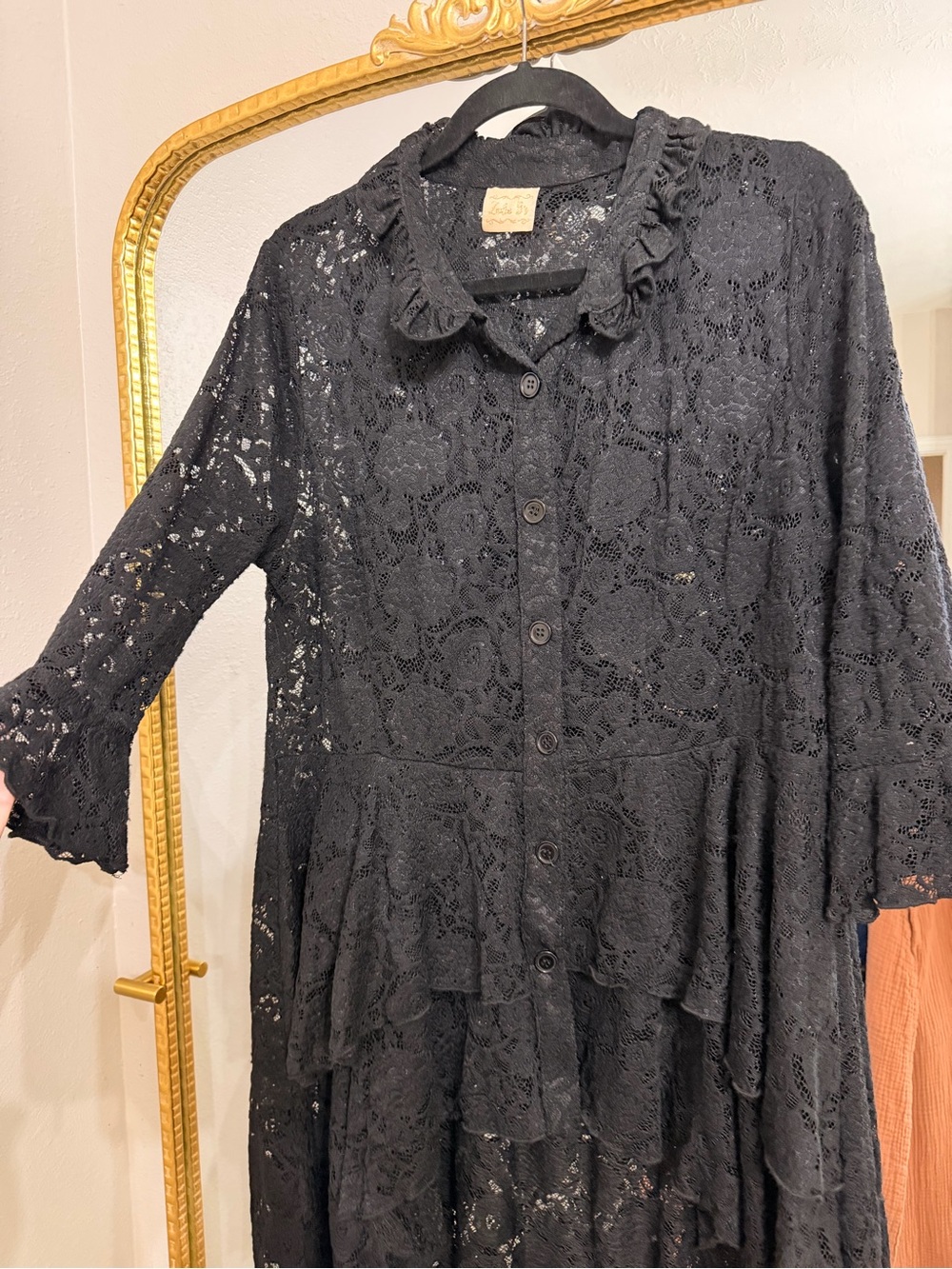 Women's Black Lace Ruffled Button-Front Blouse - Picture 3 of 6